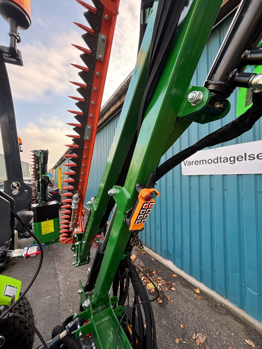 Armklipper - 320 cm - Trådløs styring - højre-venstre - excl. redskab. - Billede 3