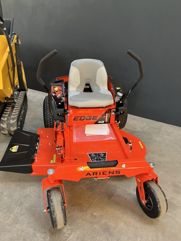 Ariens - Zero-Turn Edge 42